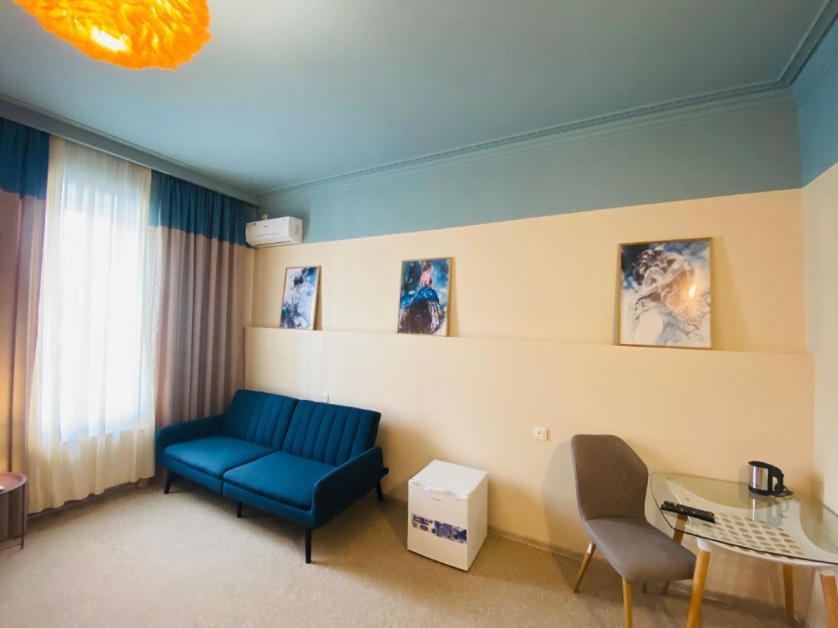 Mose Art Hotel Tbilisi Exterior foto